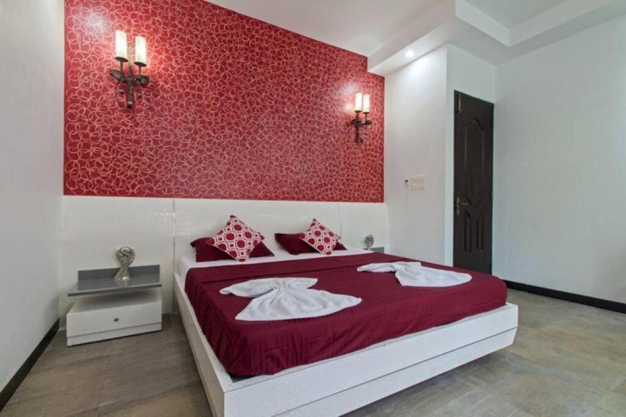 Luxury Rental With Kids Playroom In Goa Калангут Экстерьер фото